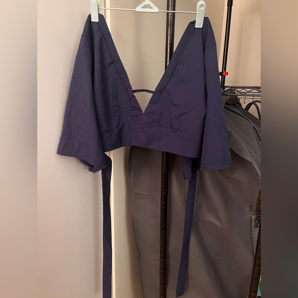 Navy blue v neck wrap crop top